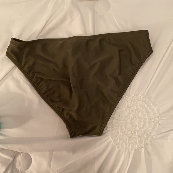 Panty swin - Picture 2 of 2